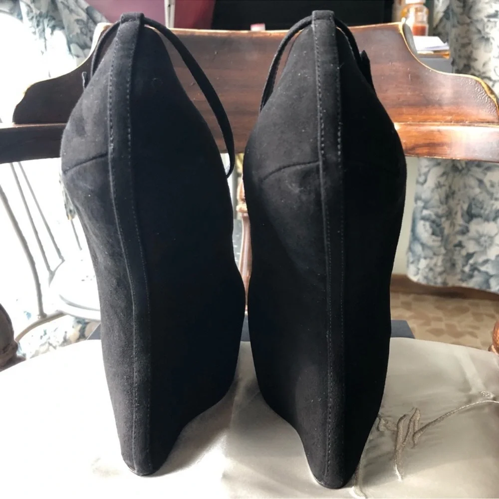 Giuseppe Zanotti Sculpted Wedges 39.5 NIB